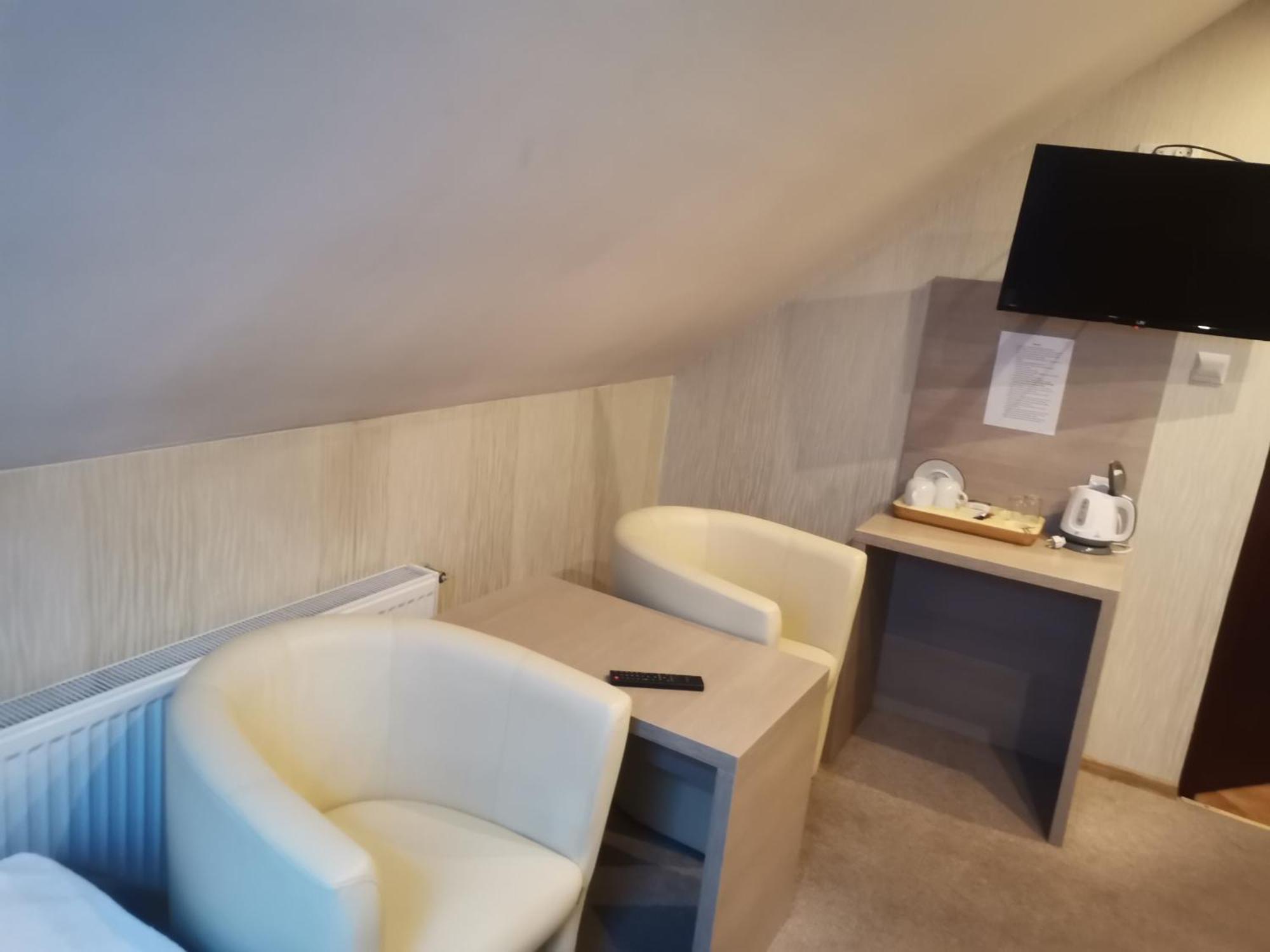 Bed and Breakfast Jas I Malgosia Poraj  Exterior foto